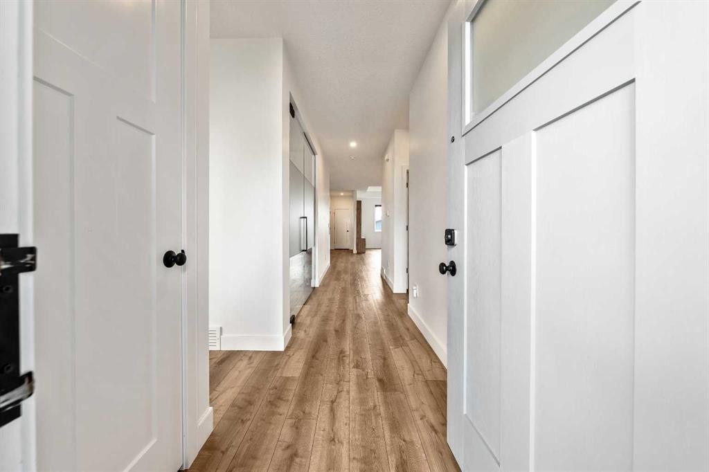 23 31 Avenue Sw, Calgary, AB