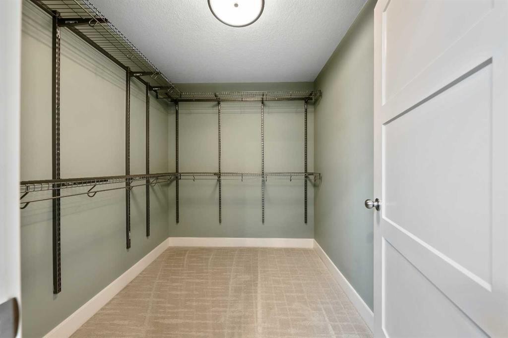 23 31 Avenue Sw, Calgary, AB