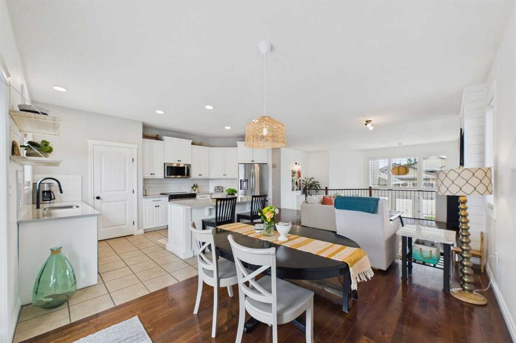 6 Vantage Crescent, Olds, AB
