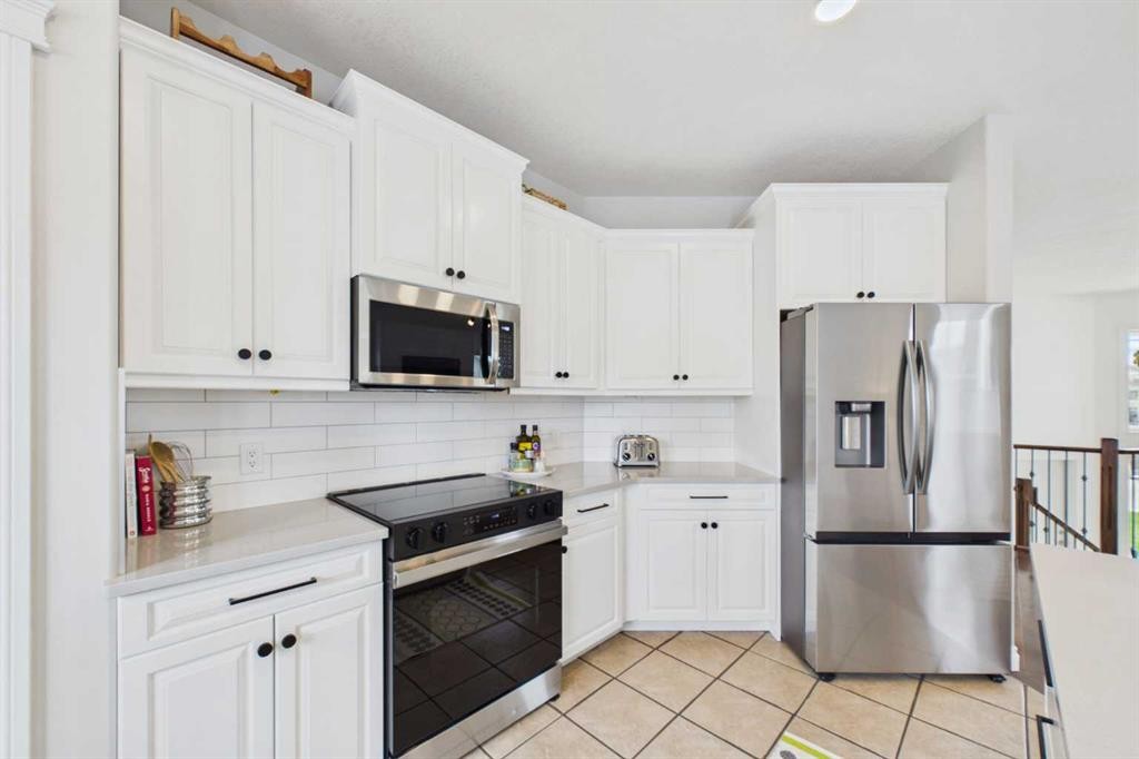 6 Vantage Crescent, Olds, AB