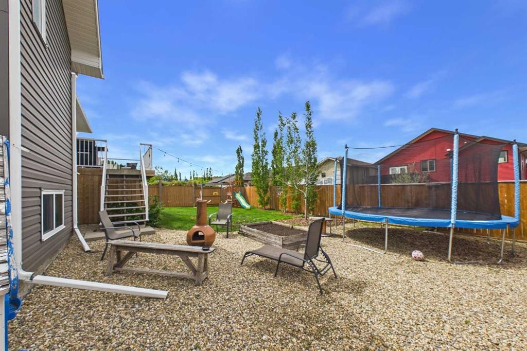 6 Vantage Crescent, Olds, AB
