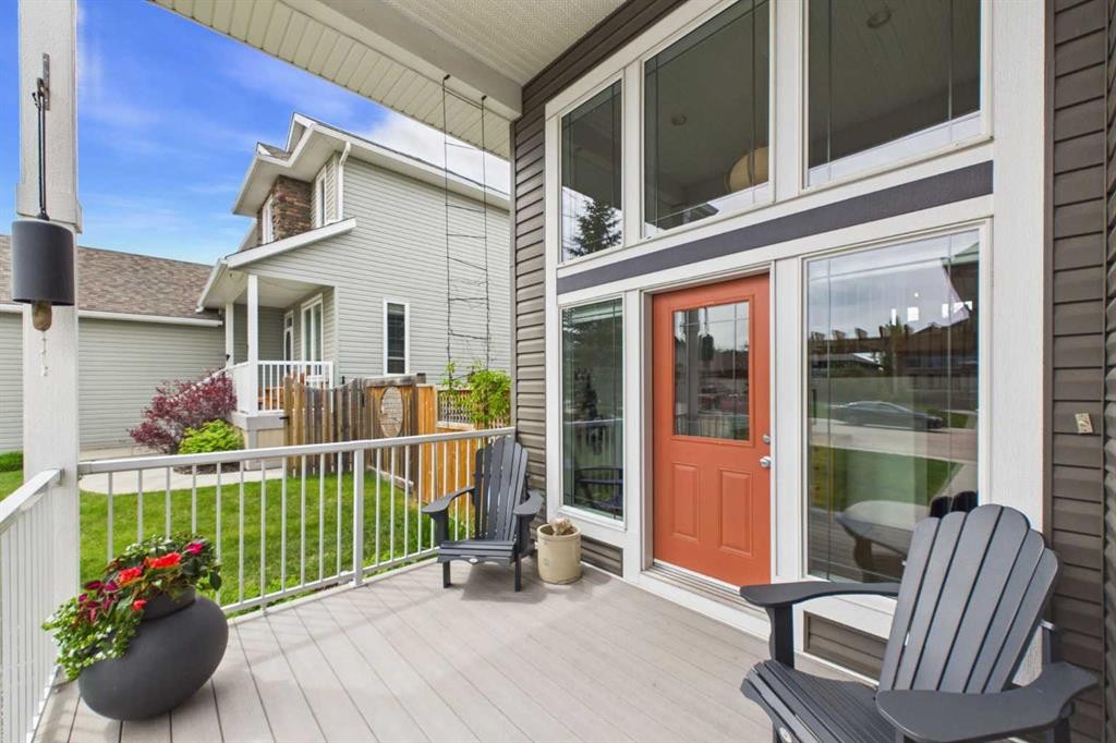 6 Vantage Crescent, Olds, AB