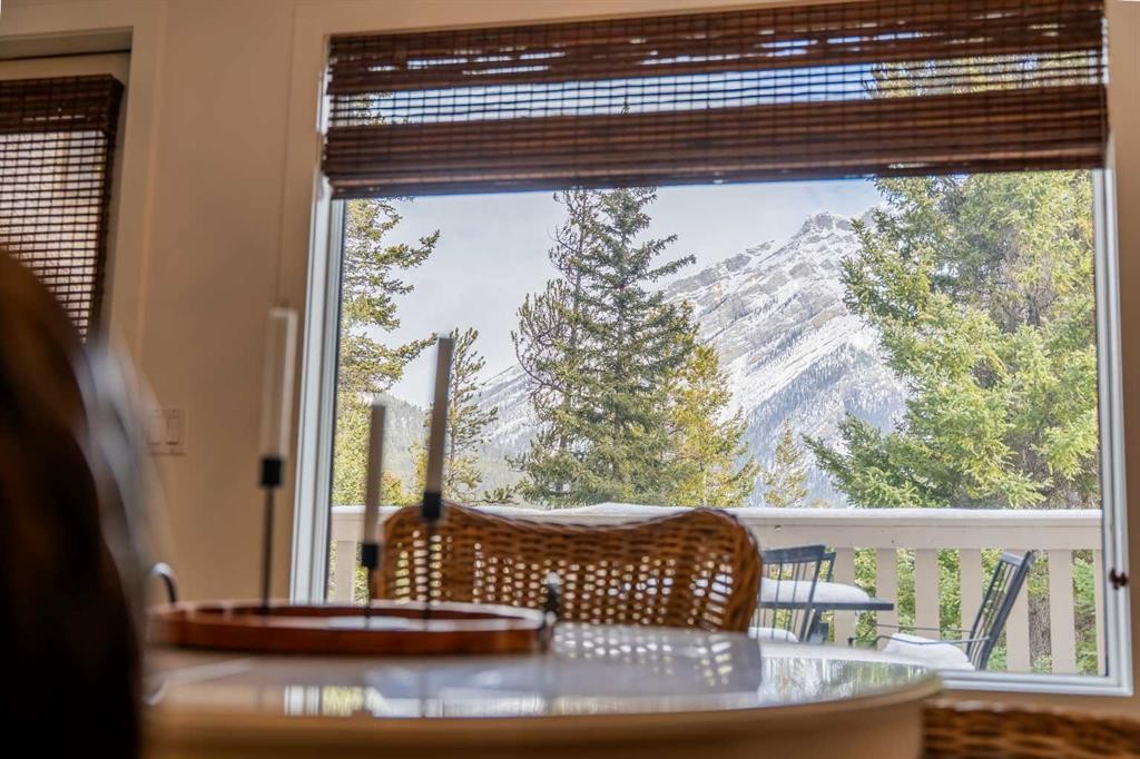 F-2 Otter Lane, Banff, AB