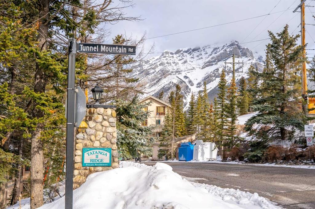F-2 Otter Lane, Banff, AB