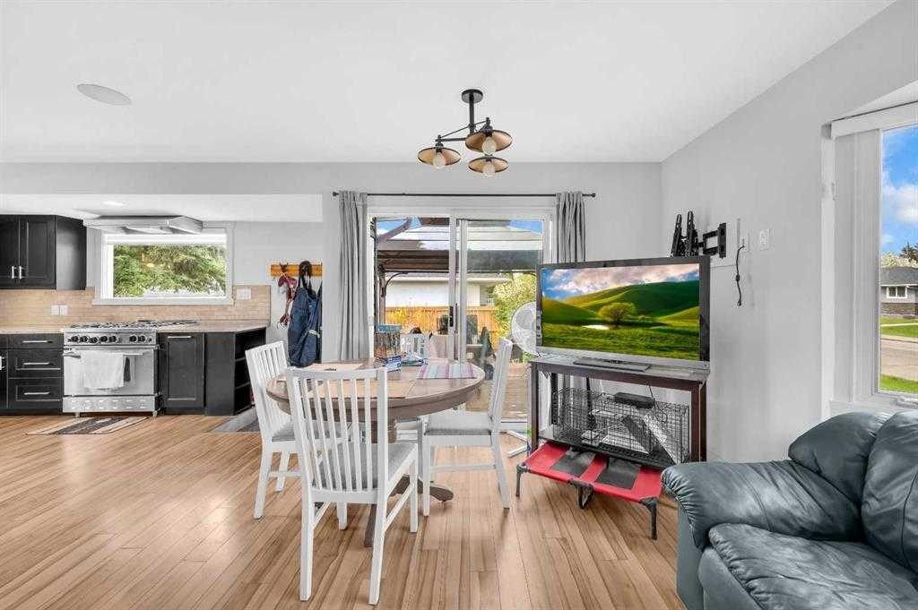 3143 45 Street Sw, Calgary, AB