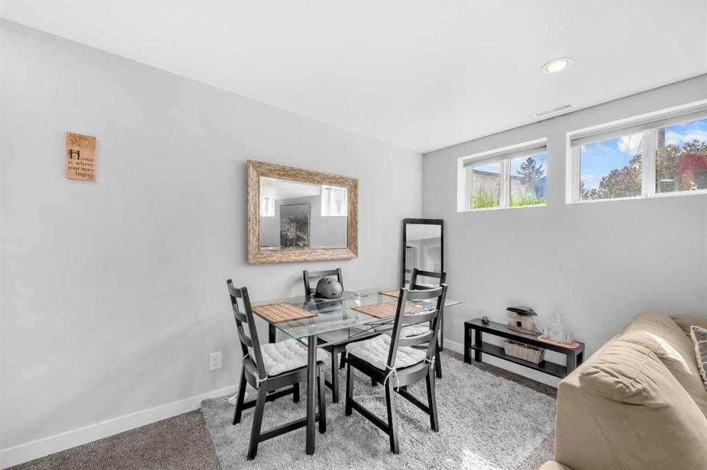 3143 45 Street Sw, Calgary, AB