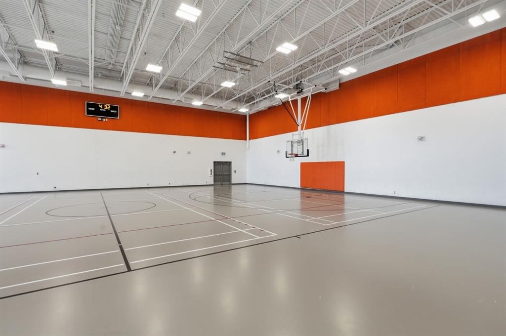 2103-55 Lucas Way Nw, Calgary, AB - Indoor