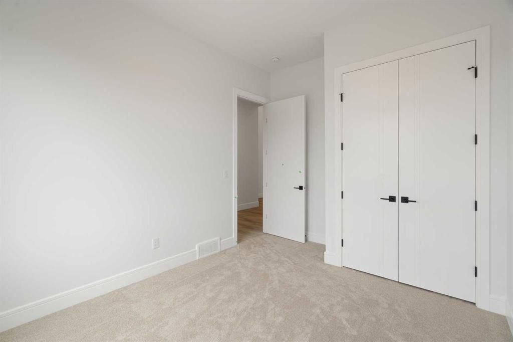 267 Muirfield Crescent, Lyalta, AB - Indoor Photo Showing Other Room