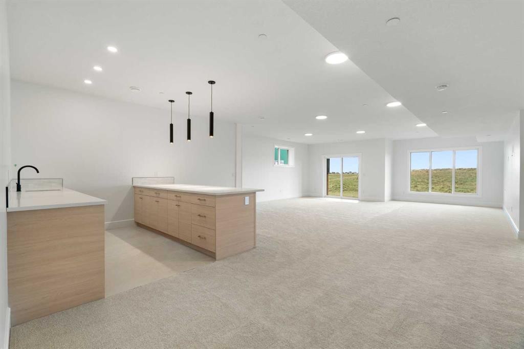 267 Muirfield Crescent, Lyalta, AB - Indoor Photo Showing Other Room