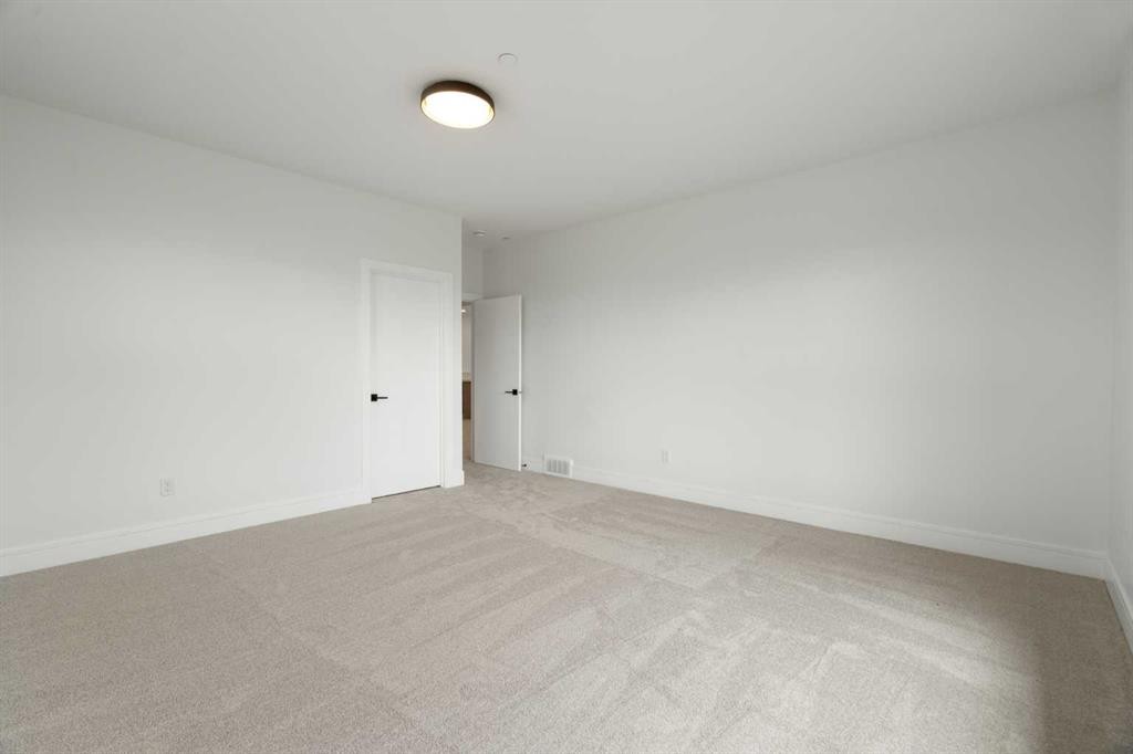 267 Muirfield Crescent, Lyalta, AB - Indoor Photo Showing Other Room