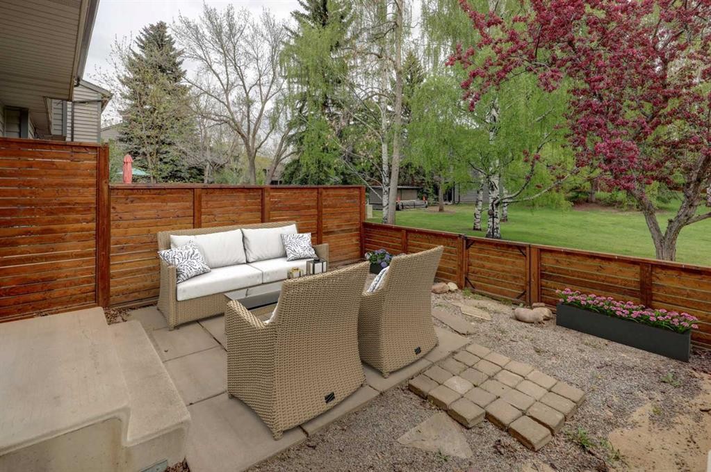 82 Point Drive Nw, Calgary, AB - Outdoor With Deck Patio Veranda