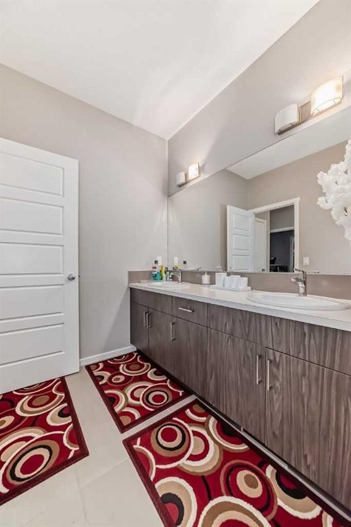 17 Walgrove Manor Se, Calgary, AB - Indoor