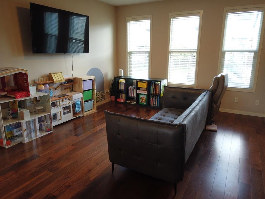 2064 New Brighton Grove Se, Calgary, AB - Indoor Photo Showing Other Room