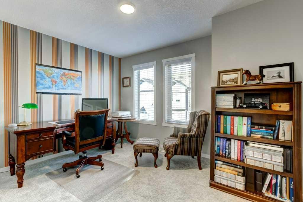 444 Legacy Point Se, Calgary, AB - Indoor Photo Showing Office