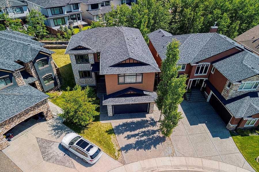 16 Rockcliff Point Nw, Calgary, AB