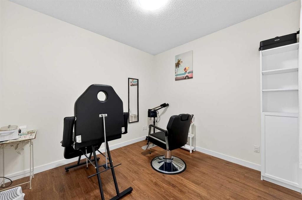 353 Nolanhurst Crescent Nw, Calgary, AB - Indoor
