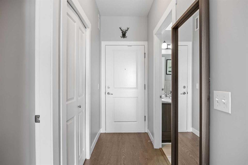 414-117 Copperpond Common, Calgary, AB - Indoor Photo Showing Other Room