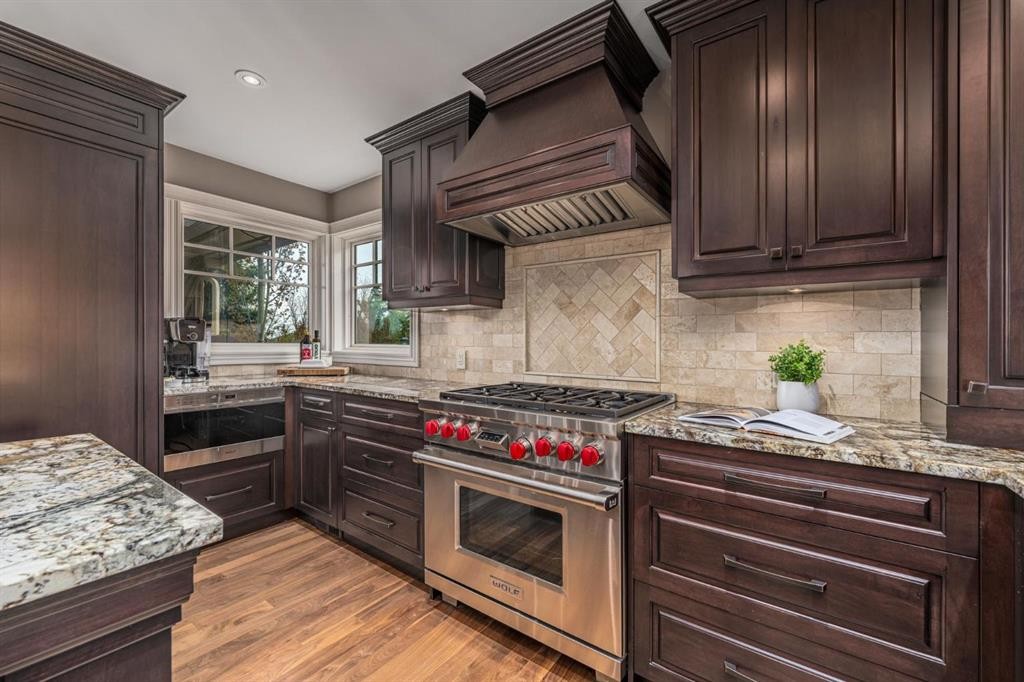 67 Sienna Hills View Sw, Calgary, AB - Indoor Photo Showing Kitchen With Upgraded Kitchen