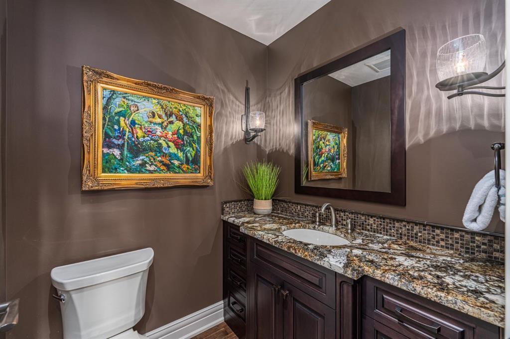 67 Sienna Hills View Sw, Calgary, AB - Indoor Photo Showing Bathroom