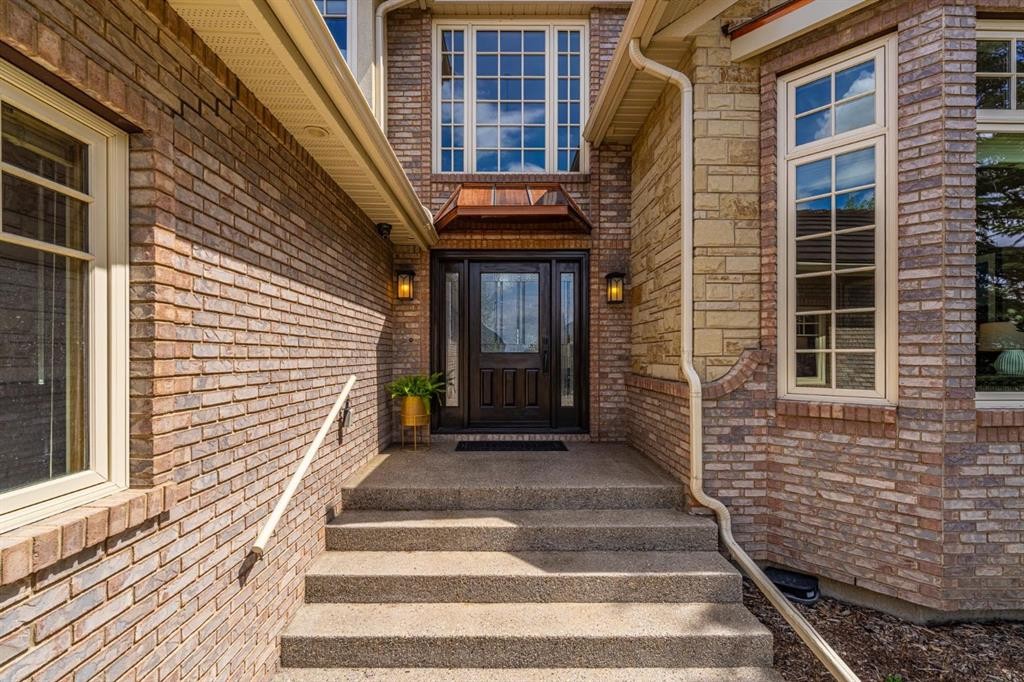 67 Sienna Hills View Sw, Calgary, AB - Outdoor