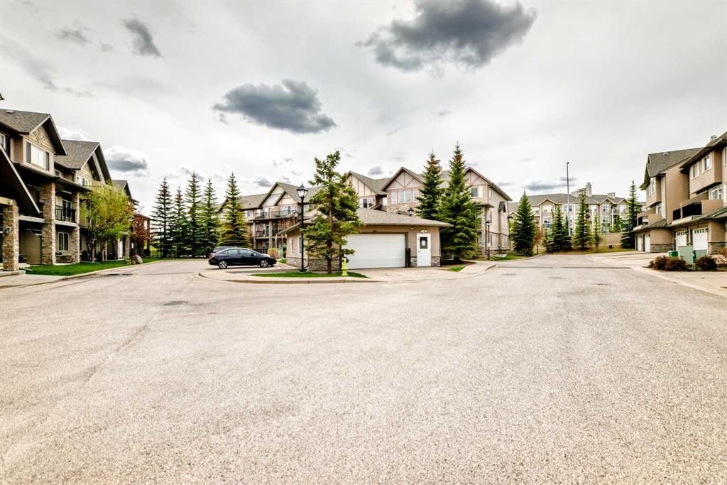 2105-211 Aspen Stone Boulevard Sw, Calgary, AB - Outdoor