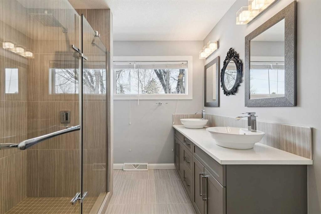 40 Henefer Road Sw, Calgary, AB