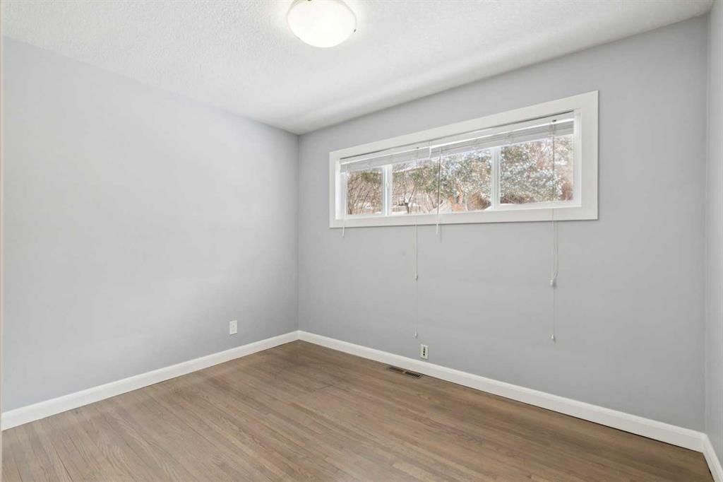 40 Henefer Road Sw, Calgary, AB
