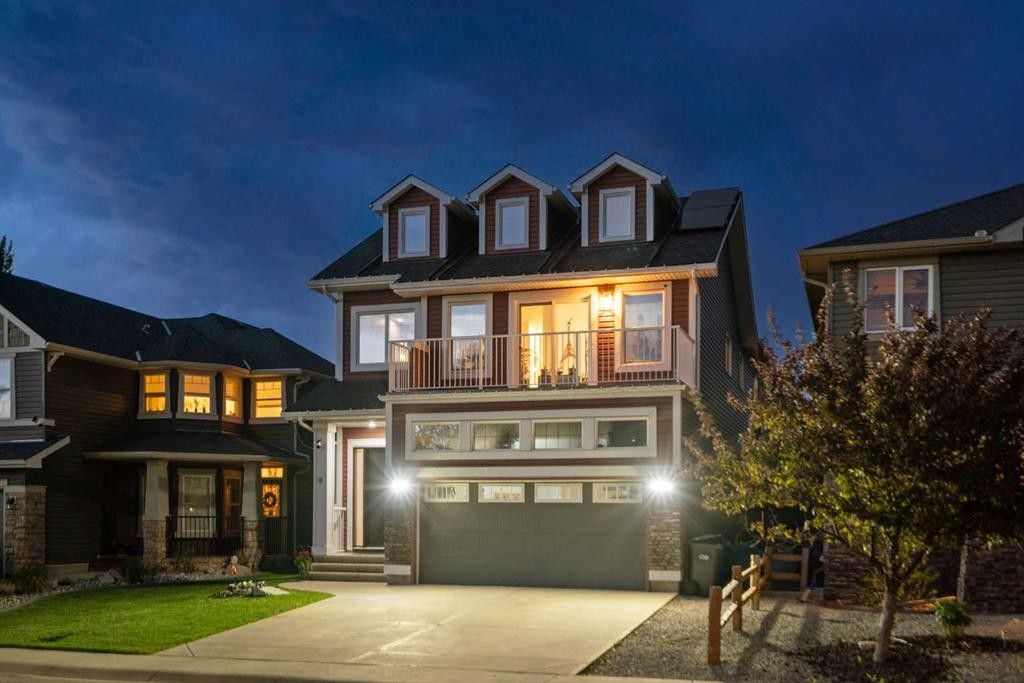 9 Westridge Way, Okotoks, AB - Outdoor With Facade