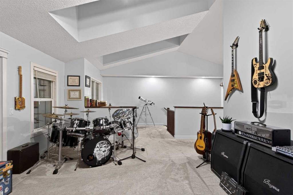 9 Westridge Way, Okotoks, AB - Indoor
