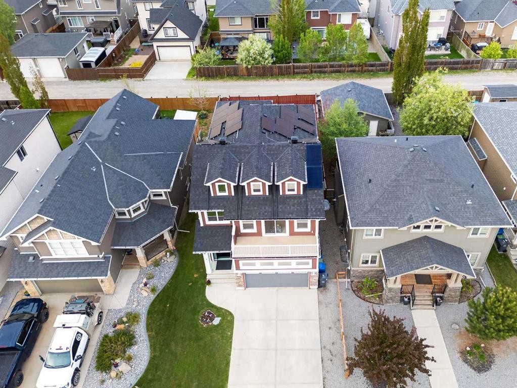 9 Westridge Way, Okotoks, AB - Outdoor With Facade