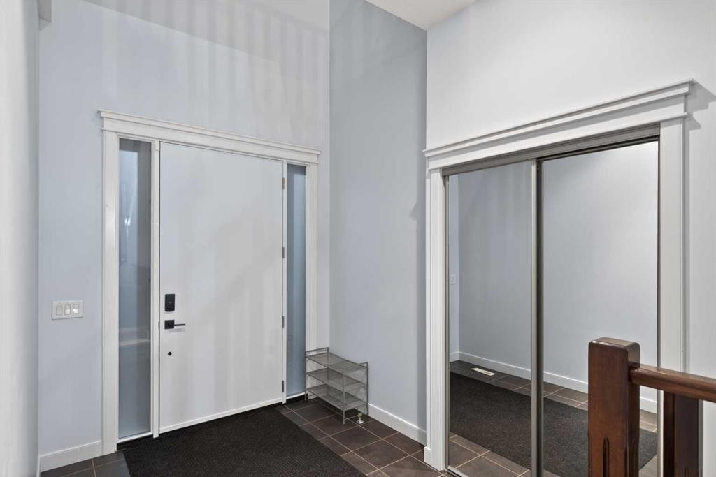 9 Westridge Way, Okotoks, AB - Indoor Photo Showing Other Room
