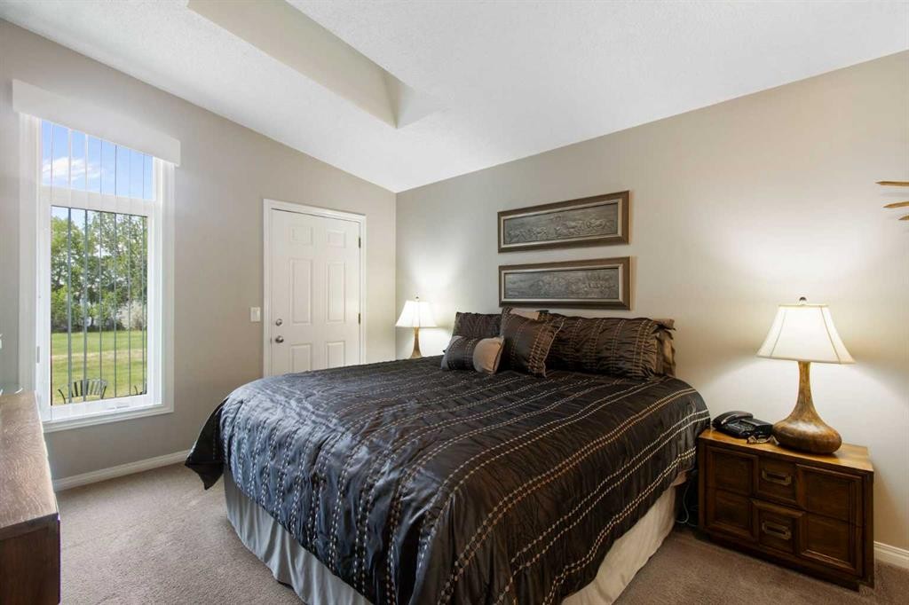 654 Lakeside Drive, Rural Vulcan County, AB - Indoor Photo Showing Bedroom