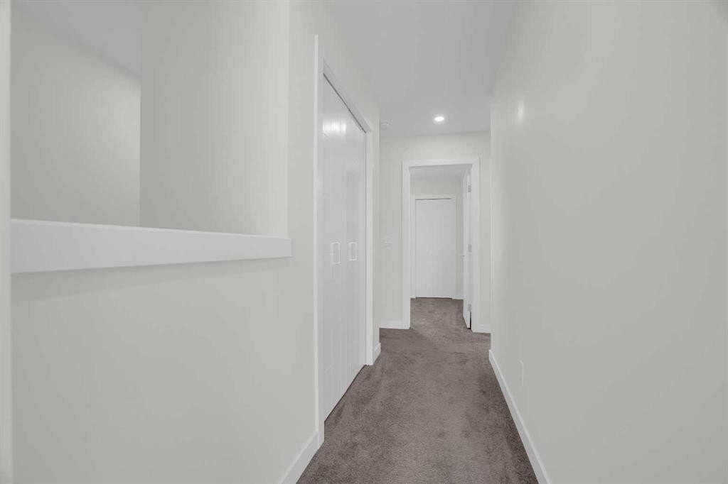 59 D'Arcy Boulevard, Okotoks, AB - Indoor Photo Showing Other Room