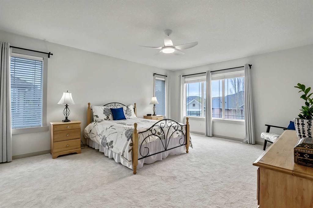 222 Chapala Point Se, Calgary, AB - Indoor Photo Showing Bedroom