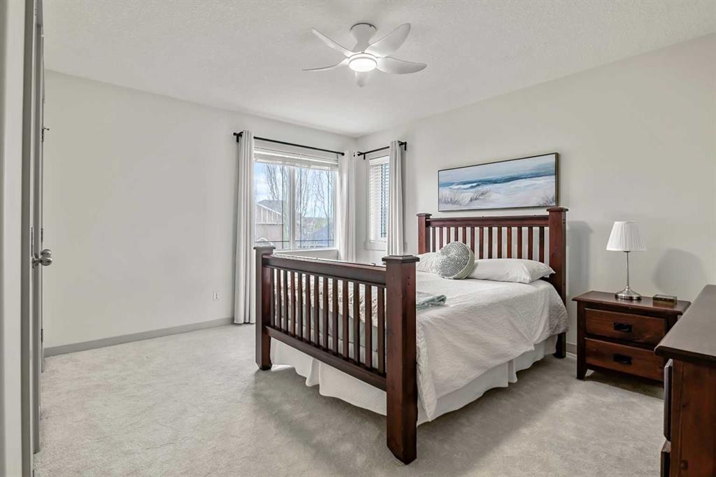 222 Chapala Point Se, Calgary, AB - Indoor Photo Showing Bedroom