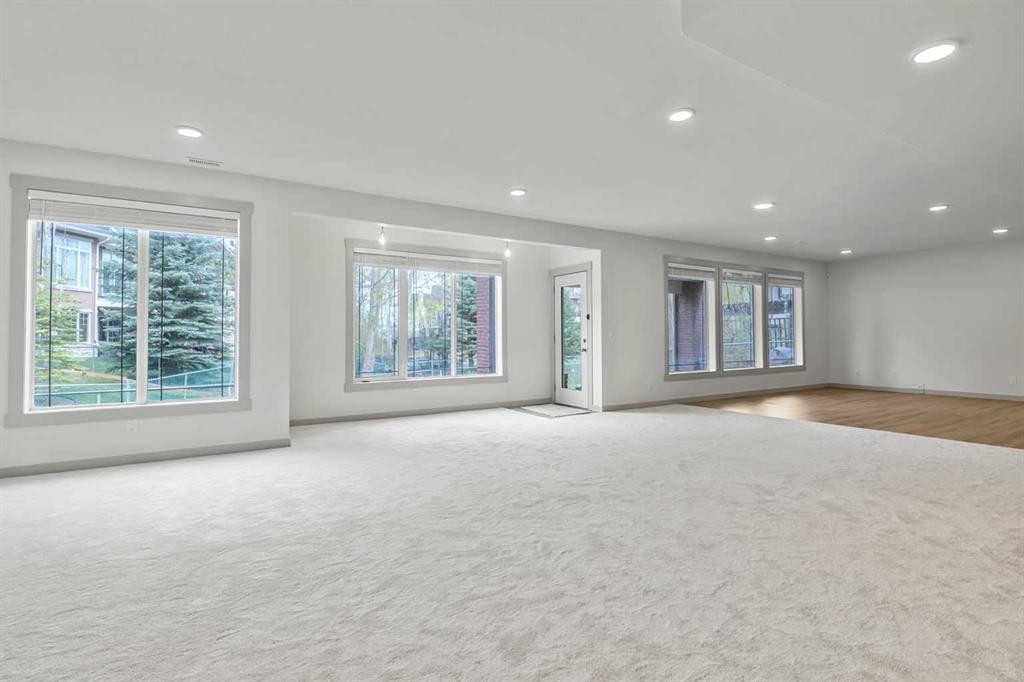 222 Chapala Point Se, Calgary, AB - Indoor Photo Showing Other Room