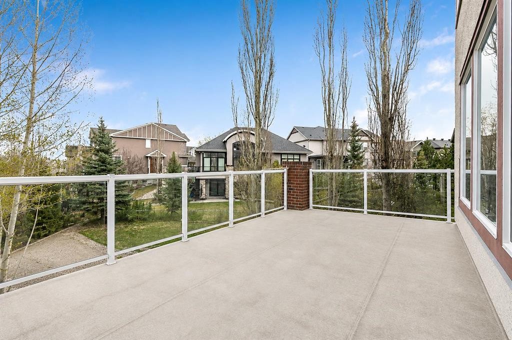222 Chapala Point Se, Calgary, AB - Outdoor