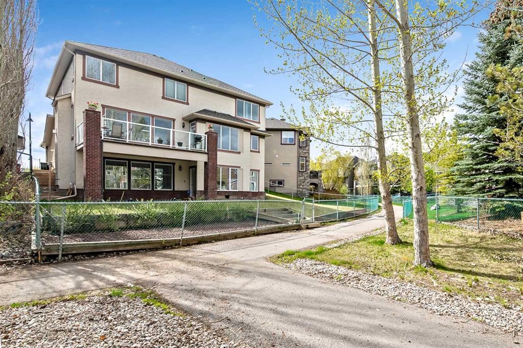 222 Chapala Point Se, Calgary, AB - Outdoor
