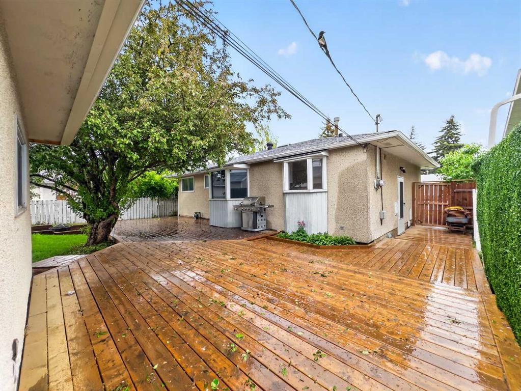 1203 34 Street Se, Calgary, AB