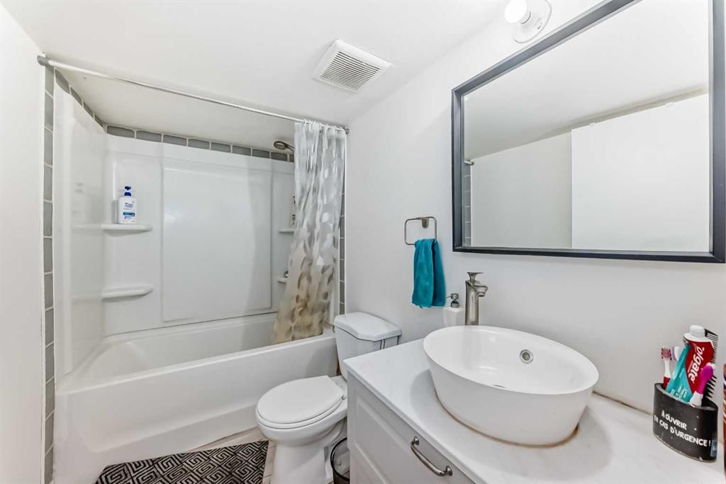 72 Cornerstone Avenue Ne, Calgary, AB - Indoor Photo Showing Bathroom