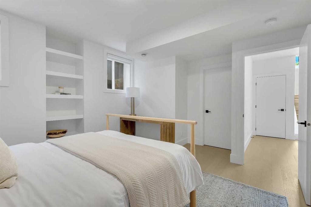 24 Alpine Common Sw, Calgary, AB - Indoor Photo Showing Bedroom