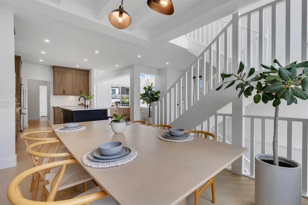 24 Alpine Common Sw, Calgary, AB - Indoor Photo Showing Dining Room