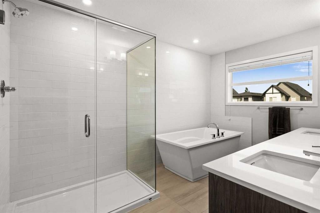 1107 Copperfield Boulevard Se, Calgary, AB - Indoor Photo Showing Bathroom