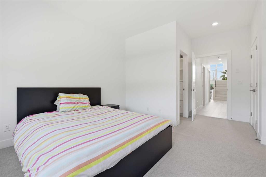 2124 32 Avenue Sw, Calgary, AB