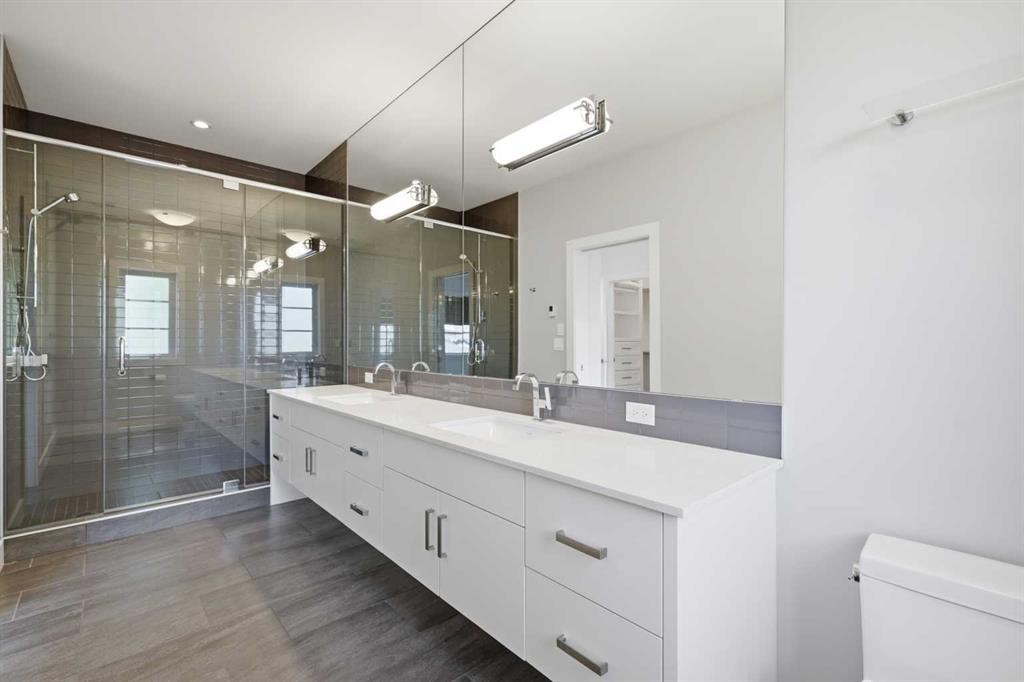 2124 32 Avenue Sw, Calgary, AB
