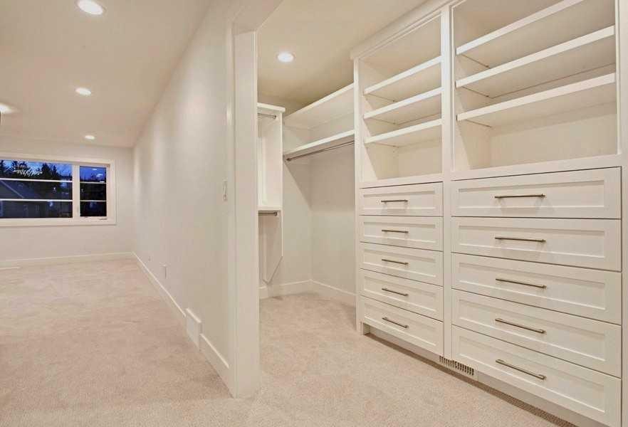 2124 32 Avenue Sw, Calgary, AB