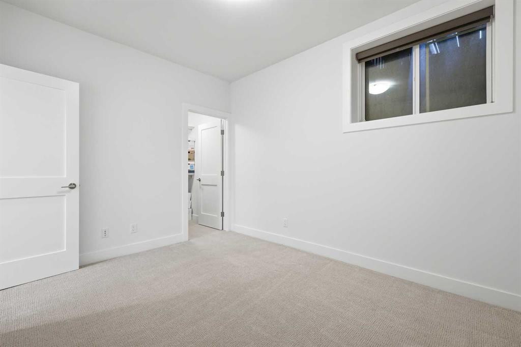 2124 32 Avenue Sw, Calgary, AB
