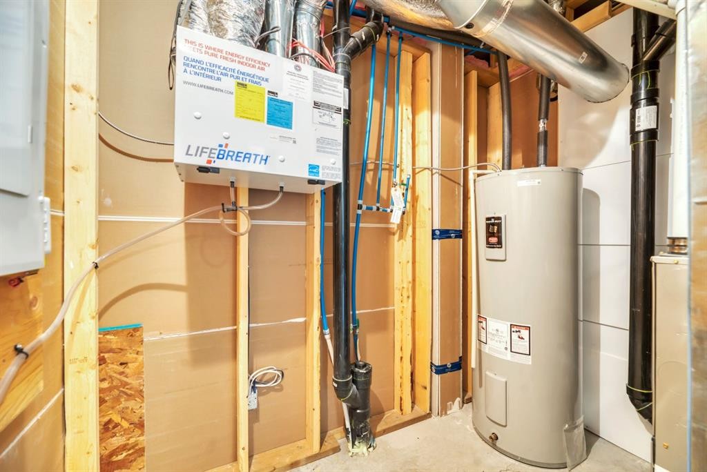 314 Cranbrook Square Se, Calgary, AB - Indoor Photo Showing Basement