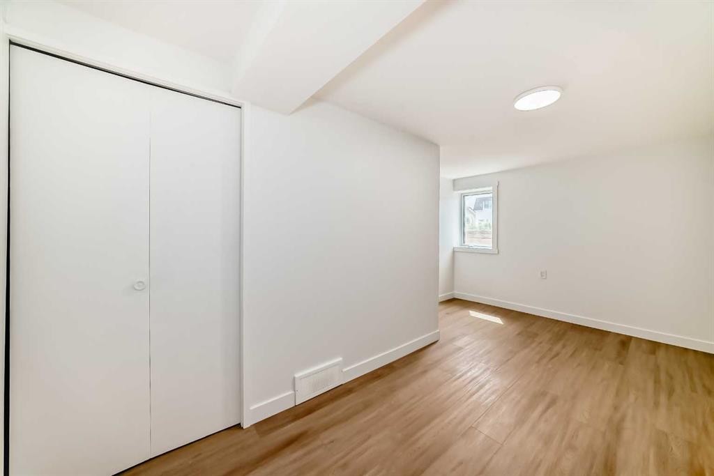 2918 Doverville Crescent Se, Calgary, AB - Indoor Photo Showing Other Room
