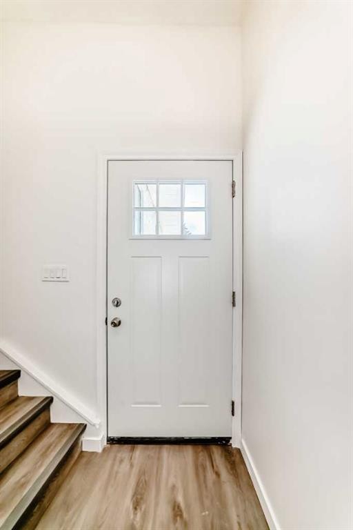 2918 Doverville Crescent Se, Calgary, AB - Indoor Photo Showing Other Room